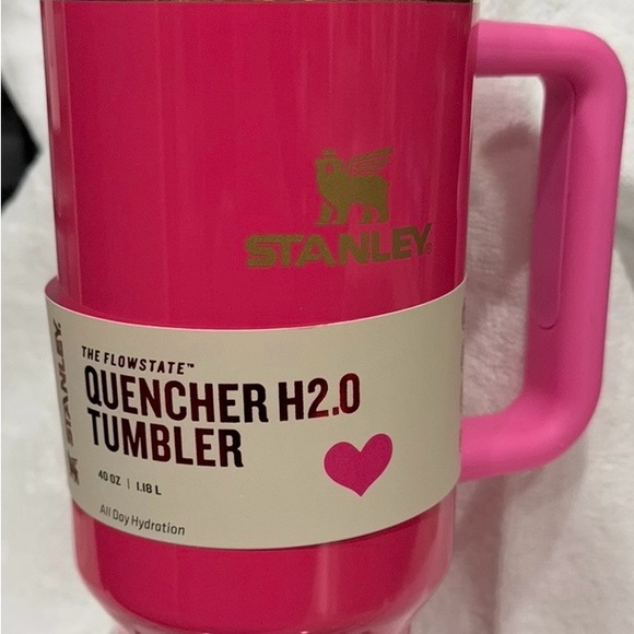 Stanley Vibrant Pink Quencher Tumbler Valentines 40 oz - Picture 3 of 10